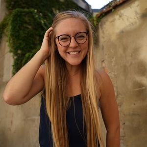Meet your Posher, Amy